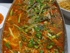 招牌跳水鱼-小河盐帮·私家菜·烤鸭(三元桥·霄云路店)