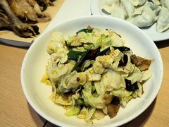 -关东小磨东北菜(上海长风大悦城店)