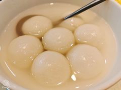 荠菜肉汤团-两户人家农家乐