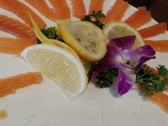 -醉美东江·三文鱼·烧鸡公
