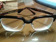 android_upload_pic-NG眼镜担当