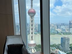 -上海浦东丽思卡尔顿酒店