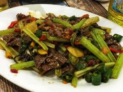 牛三宝-南雄雄州土菜餐厅(粤北大厦店)