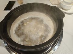 -菌海森林·非遗野生菌火锅(西山区滇池路摩根道店)