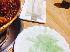 -超越炭火牛蛙火锅鸡(河东店)