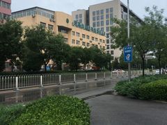-芳草地国际学校世纪小学