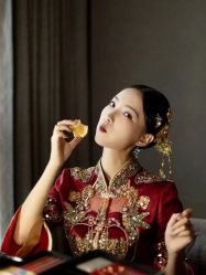 点击看大图 -挪娅婚纱摄影皇家会所