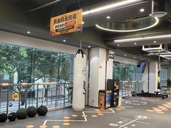 -超鹿运动(达信大厦店)