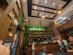 -香巴拉云南餐厅(华莱坞店)