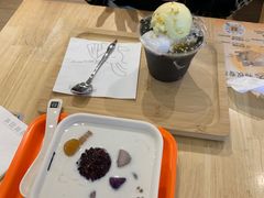 -满记甜品(巴黎春天宝山店)