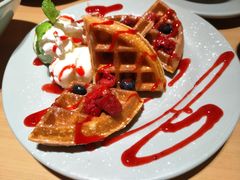 -Lia Cafe Bar Restaurant松山咖啡屋