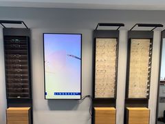 -目艮眼镜SHOWROOM(品牌集合店)