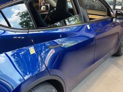 -TESLA 特斯拉(上海太古汇体验店)