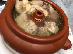 汽锅鸡-蔼若春.传承三十年云南菜(金碧公园店)