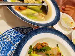 骨汤面筋烩丝瓜-东方饺子王(新奥购物中心店)