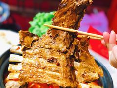 -沪小胖小龙虾(淮海中路旗舰店)