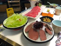 -洪氏嗨捞·猪肚鸡火锅(阳光天地店)