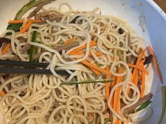 -云海肴·汽锅鸡·云南菜(天山百盛优客店)