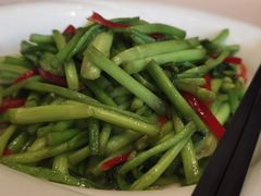旱芹干丝-名豪品鲜荟(云亭店)