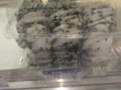 -白玉兰食品甜凤店(合生汇店)
