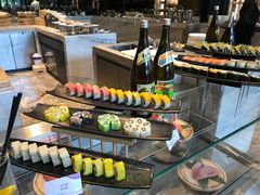 -飨食汇全日制餐厅·昆山皇冠假日酒店(九方店)