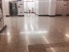 门面-全家便利店(上体场站店)