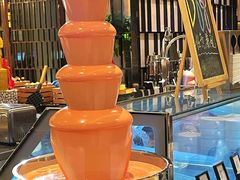 -广州万富希尔顿酒店·感趣自助餐厅·金秋蟹宴生蚝海鲜刺身