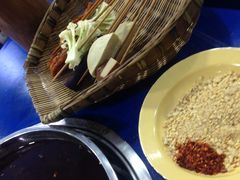 -马路边边·成都串串(翠柏路店)