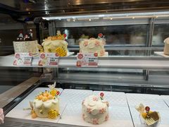 -花花卷卷·鲜食蛋糕(静安久光百货店)