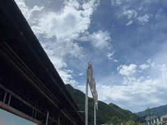 -安吉龙王山峡谷漂流