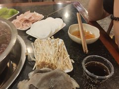-邓莽子老火锅(中兴路总店)