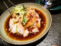 羊毛工镇凉皮-丝路金桃·新疆菜(徐汇店)