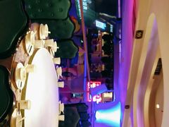 -巴特餐饮6加1音乐餐吧·新疆菜
