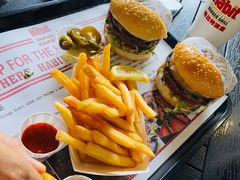 -The Habit Burger Grill 哈比特汉堡(爱琴海店)