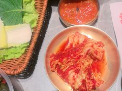 -草家酱蟹炭火烤肉店(珲春南路一店)