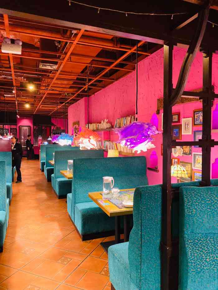 茉莉花开创意川味餐厅(北国店)