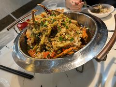 -凤凰路何眼镜香辣蟹(花果园店)