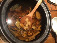 -云海肴·汽锅鸡·云南菜(天山百盛优客店)