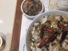 -渔语鱼酸菜鱼新川菜(来福士店)