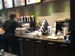 -星巴克臻选(南京金茂览秀城店)