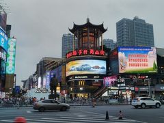 -黄兴南路步行商业街