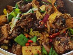 -炕锅羊肉土火锅面片大王