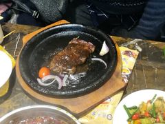 -吉布鲁牛排海鲜自助(武侯泛悦国际店)
