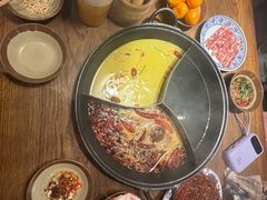 -萍姐火锅·公路夜市(武汉首店)