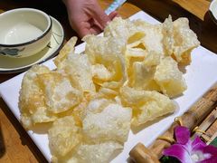 -老滇山寨•云南特色菜•地方菜•民族风情歌舞表演(金碧店)