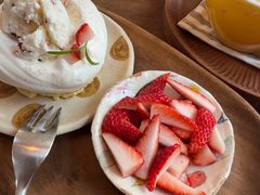 草莓松饼-春风十里咖啡馆