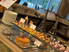 -圣丰索菲特·2 On 988 Café 自助餐厅