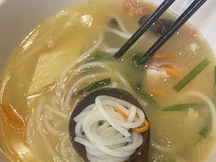 -建新园过桥米线(老街店)