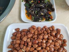 -墨脱石锅椰子鸡•香草鸭•东山羊(大东海店)