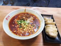 -八一路好吃街(雨田商务大厦店)